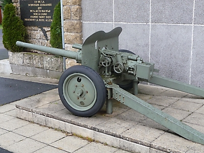 Stonne canon francais de 47 mm 
